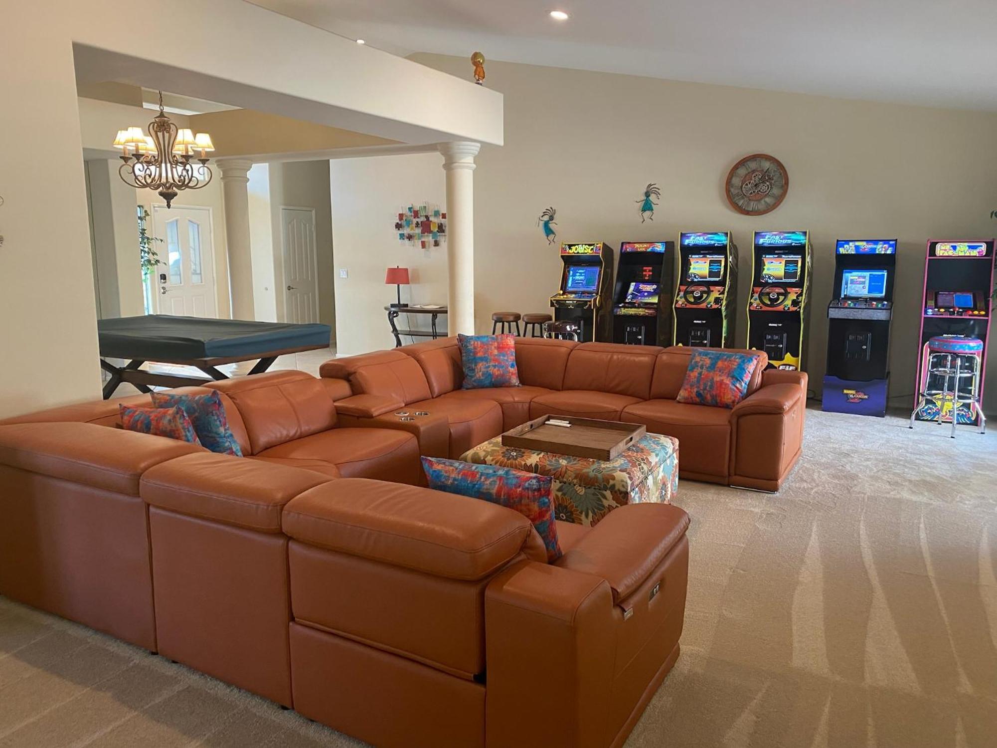Coachella Chill: Luxury 4Br/4King Paradise Retreat Indio Esterno foto